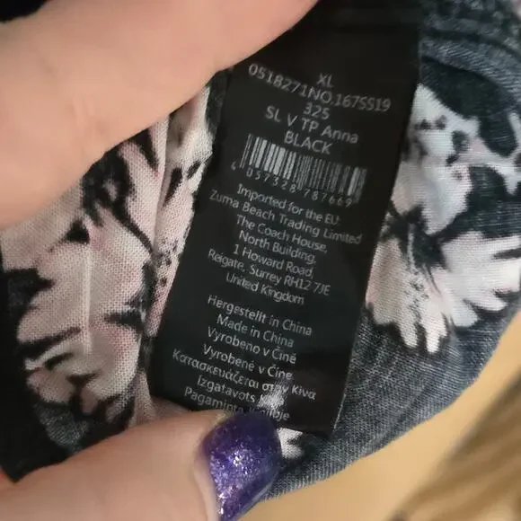 Colloseum Black Sleeveless V Neck Floral Print Top XL NWOT - Picture 6 of 7